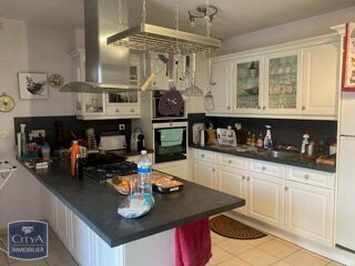  Villa à louer 5 pièces 185 m²