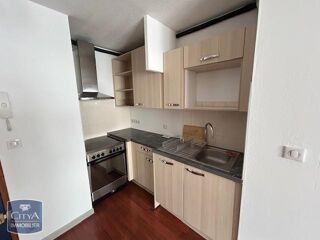  Appartement à louer 2 pièces 37 m²