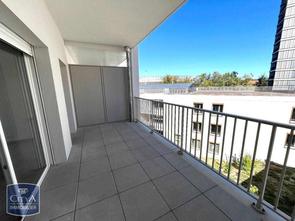 À LOUER : Appartement neuf T4 situé à Saint-Étienne, pro....