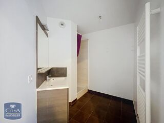  Appartement à louer 3 pièces 62 m²