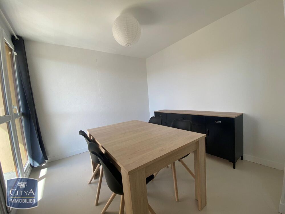 *A LOUER* Magnifique appartement rénové de type T3 situé....
