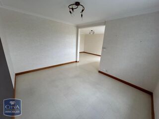  Appartement à louer 4 pièces 97 m²