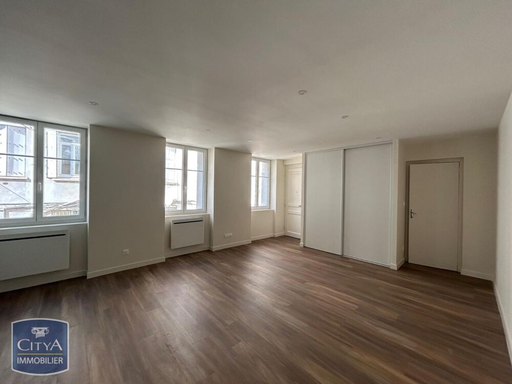 A LOUER Un appartement spacieux et lumineux est maintena....