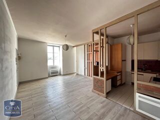  Appartement à louer 2 pièces 45 m²