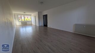  Appartement à louer 3 pièces 98 m²