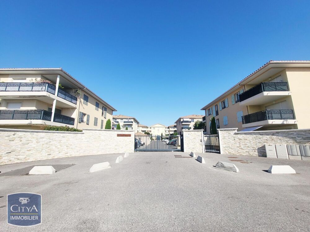 À LOUER : Appartement récent T3 situé à Le Muy, dans le ....