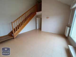  Appartement à louer 3 pièces 65 m²