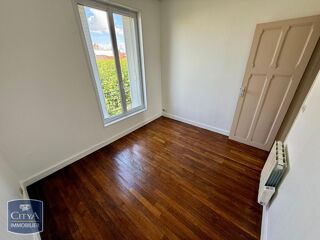  Appartement à louer 2 pièces 32 m²