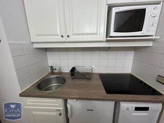  Appartement à louer 2 pièces 28 m²