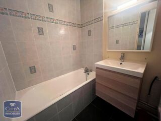  Appartement à louer 2 pièces 35 m²