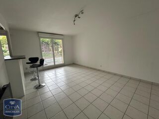  Appartement à louer 2 pièces 47 m²