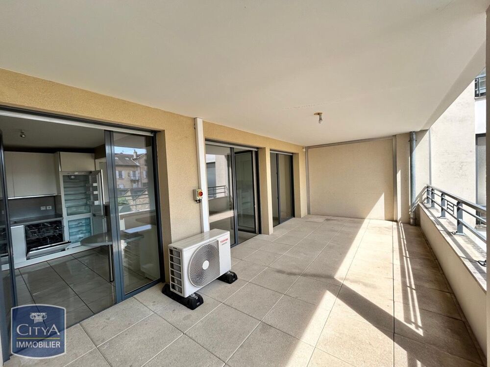 location Appartement - 4 pièce(s) - 120 m² Villefranche-sur-Saône (69400)