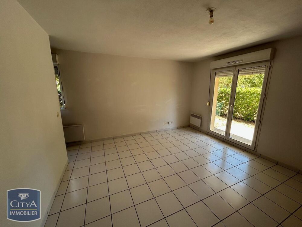 location Appartement - 2 pièce(s) - 49 m² Val-de-Reuil (27100)