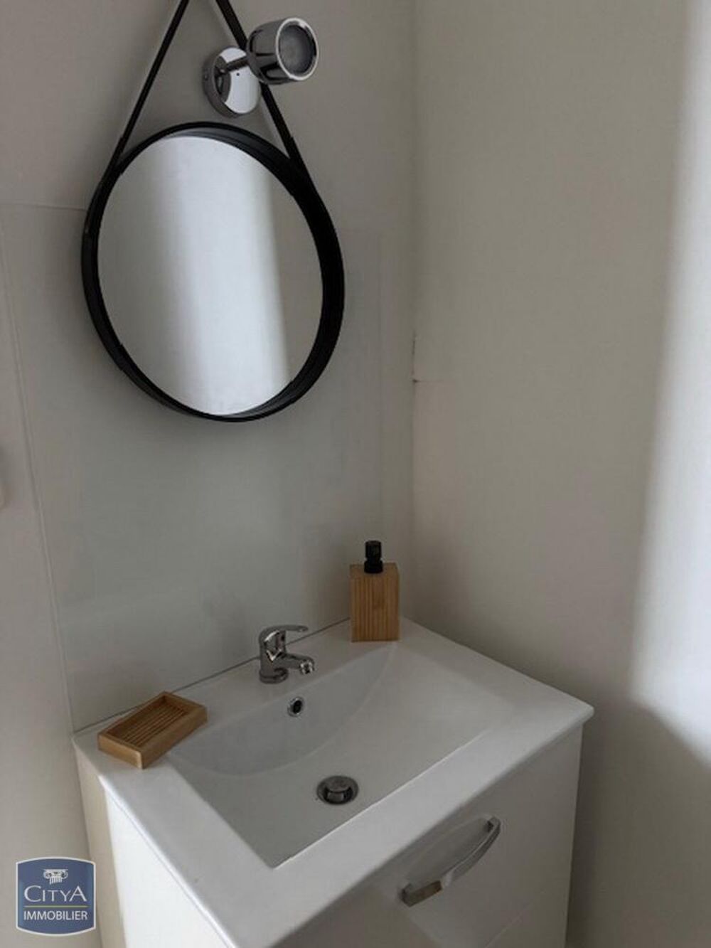 location Appartement - 1 pièce(s) - 21 m² Carcassonne (11000)