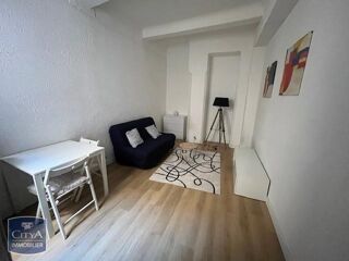  Appartement à louer 1 pièce 20 m² Nimes