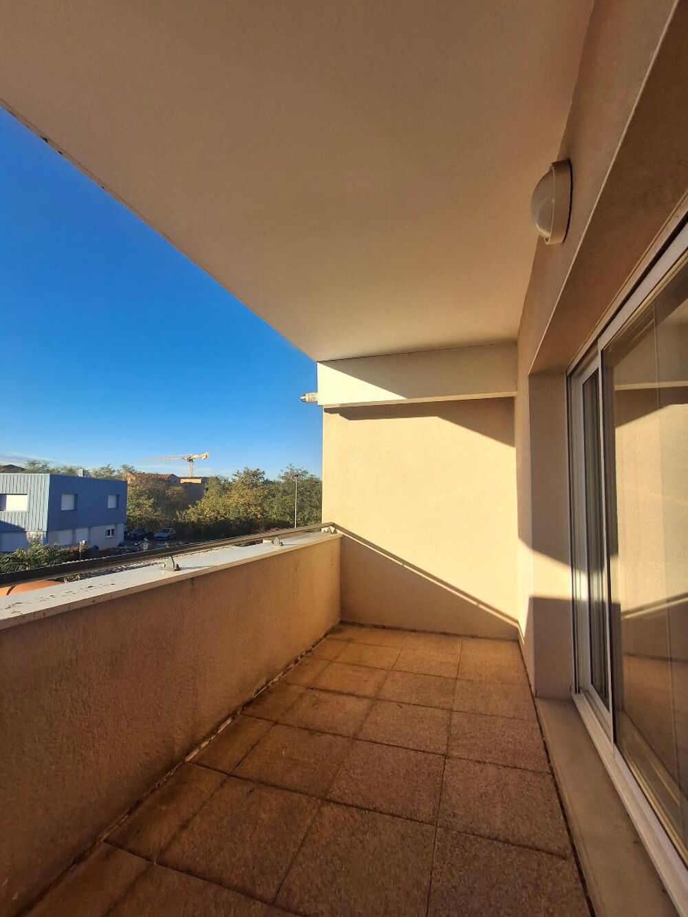 location Appartement - 2 pièce(s) - 61 m² Villars (42390)