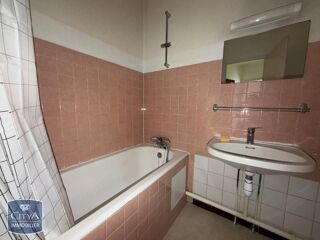  Appartement à louer 1 pièce 28 m²