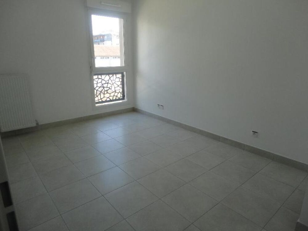 location Appartement - 2 pièce(s) - 39 m² Décines-Charpieu (69150)