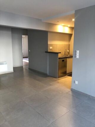  Appartement � louer 3 pi�ces 67 m�