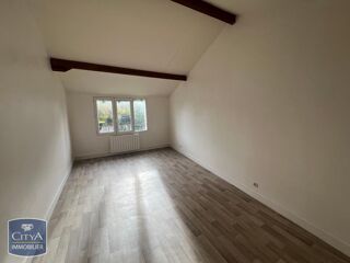  Maison à louer 3 pièces 102 m²