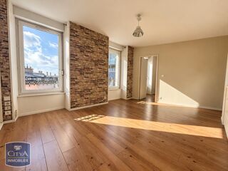 Appartement à louer 2 pièces 32 m²