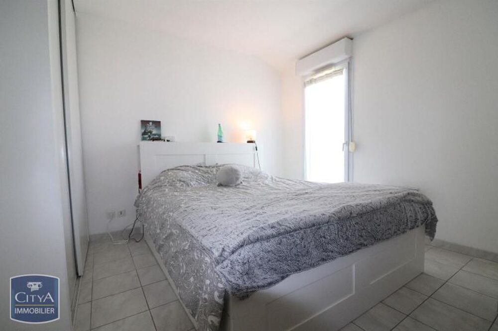 location Appartement - 3 pièce(s) - 55 m² Montfavet (84140)