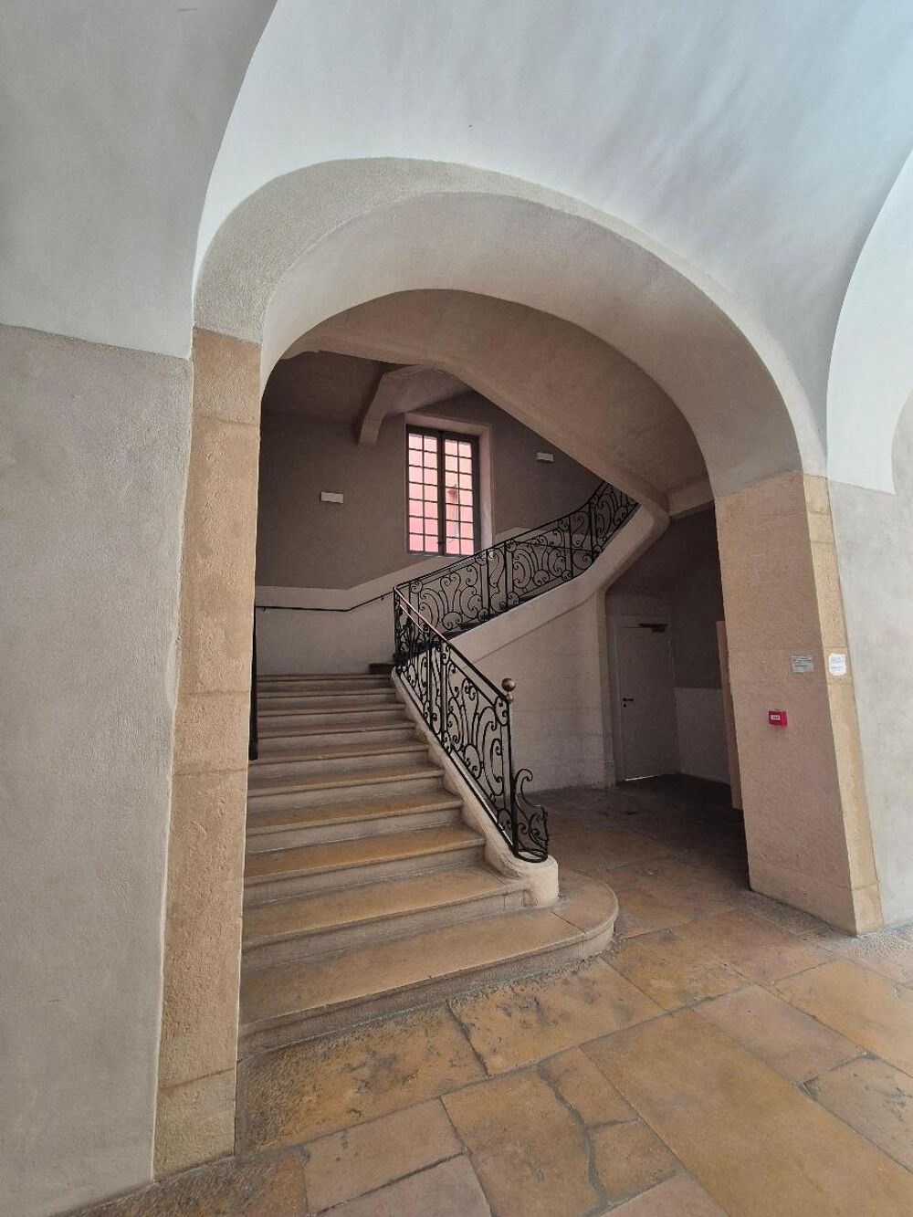 location Appartement - 2 pièce(s) - 43 m² Mâcon (71000)