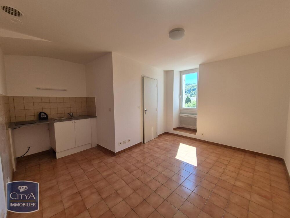 À louer - Studio de 17,07 m² à Malemort-du-Comtat Idéale....