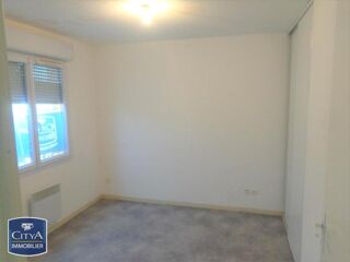  Appartement à louer 3 pièces 56 m²