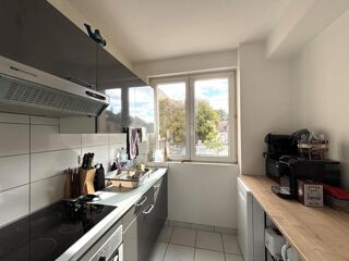  Appartement à louer 3 pièces 65 m²