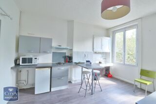  Appartement à louer 1 pièce 25 m²
