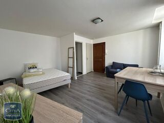  Appartement à louer 1 pièce 32 m²