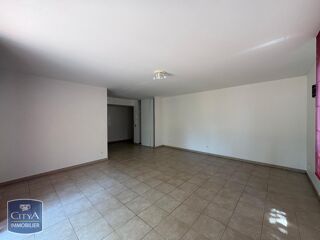  Appartement à louer 4 pièces 87 m²