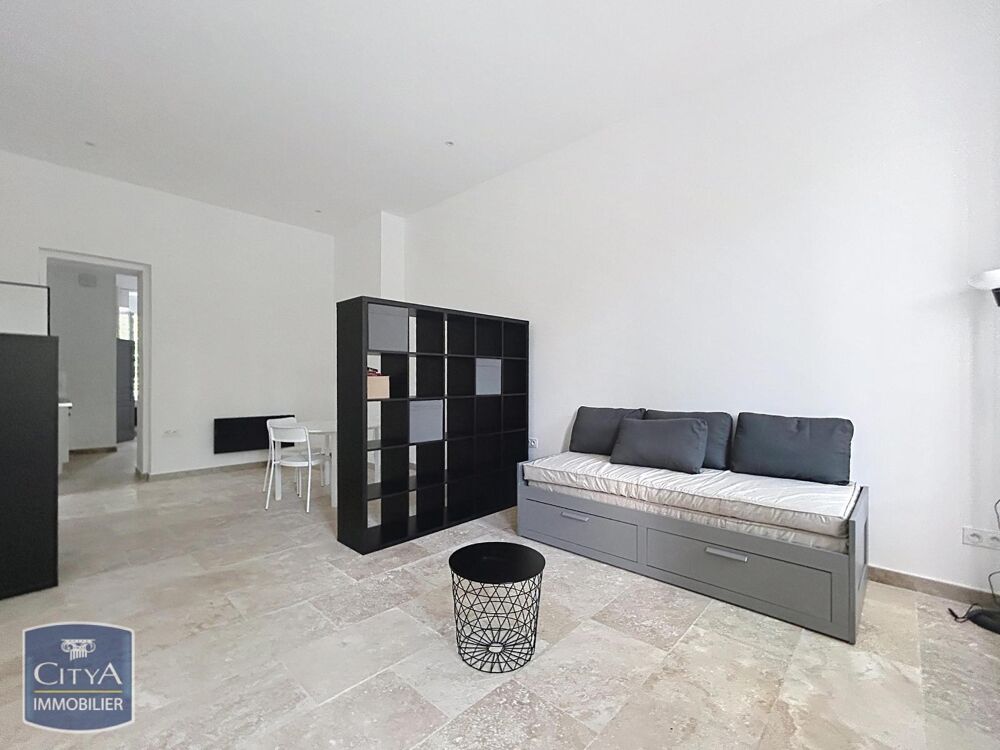 LOCATION - STUDIO - BAGNOLS SUR CEZE - RENOVE - MEUBLE :....