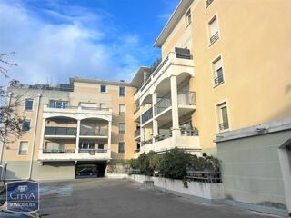  Parking / Garage � louer 