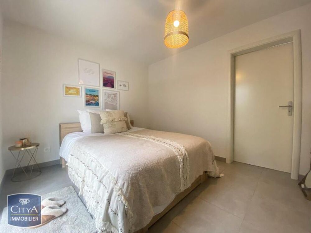 location Appartement - 3 pièce(s) - 53 m² Montfavet (84140)