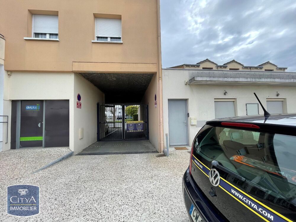 location Parking / Garage Buxerolles (86180)