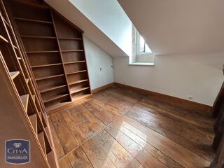  Appartement à louer 3 pièces 79 m²