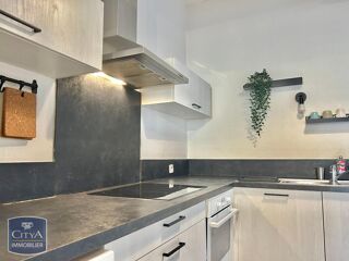  Appartement à louer 3 pièces 65 m²
