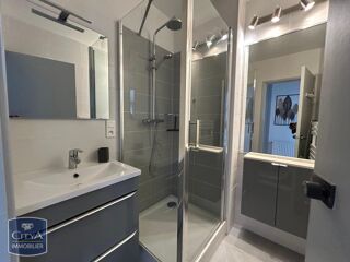  Appartement à louer 2 pièces 39 m²