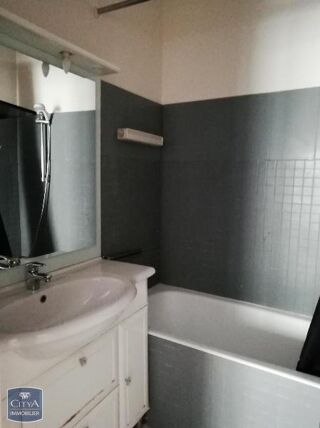  Appartement à louer 2 pièces 52 m²