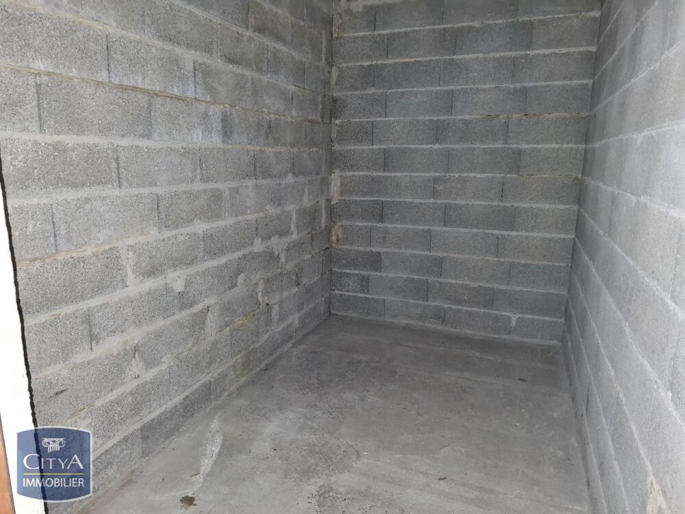 location Parking / Garage Barberaz (73000)