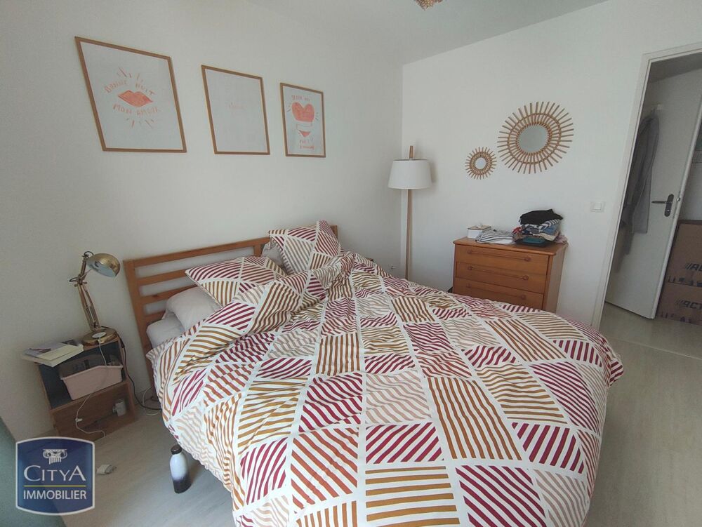 location Appartement - 5 pièce(s) - 107 m² Bordeaux (33300)