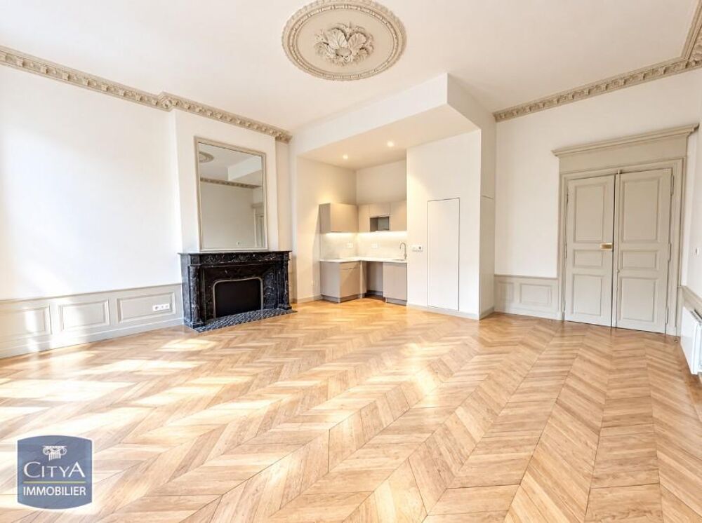 location Appartement - 3 pièce(s) - 65 m² Chinon (37500)