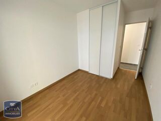  Appartement à louer 3 pièces 66 m²