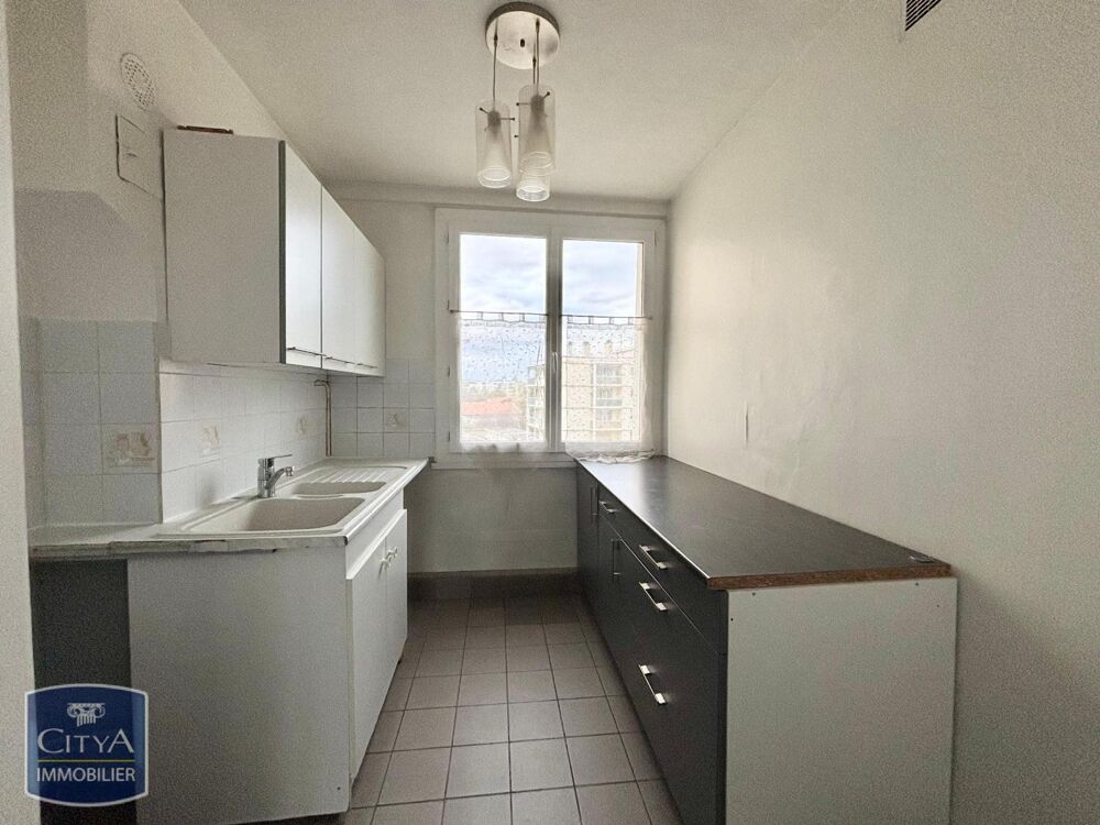 location Appartement - 3 pièce(s) - 55 m² Lyon 8