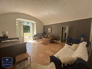  Appartement à louer 4 pièces 203 m²