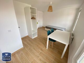  Appartement à louer 1 pièce 23 m² Toulon