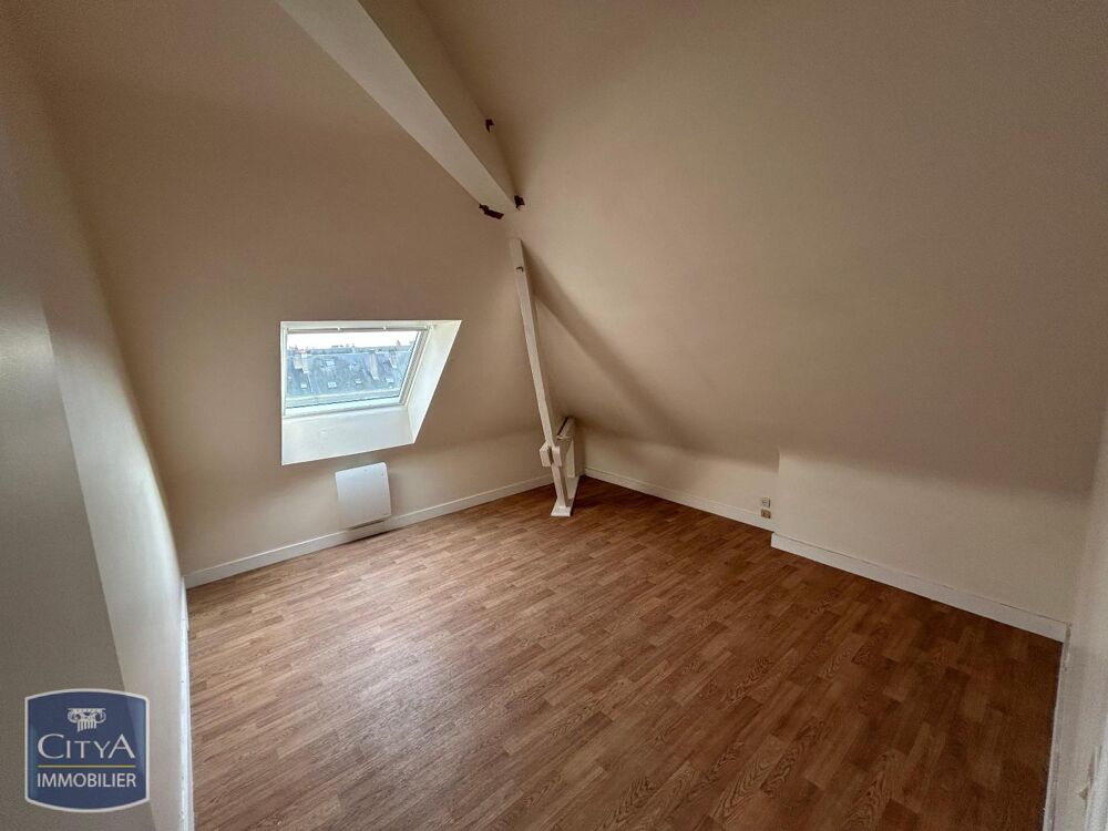 À LOUER : Appartement rénové T2 situé en plein coeur de T....