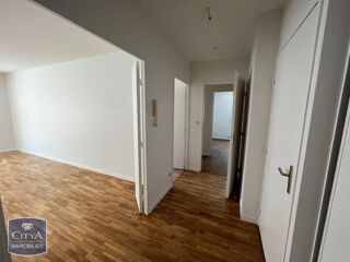  Appartement à louer 3 pièces 70 m²